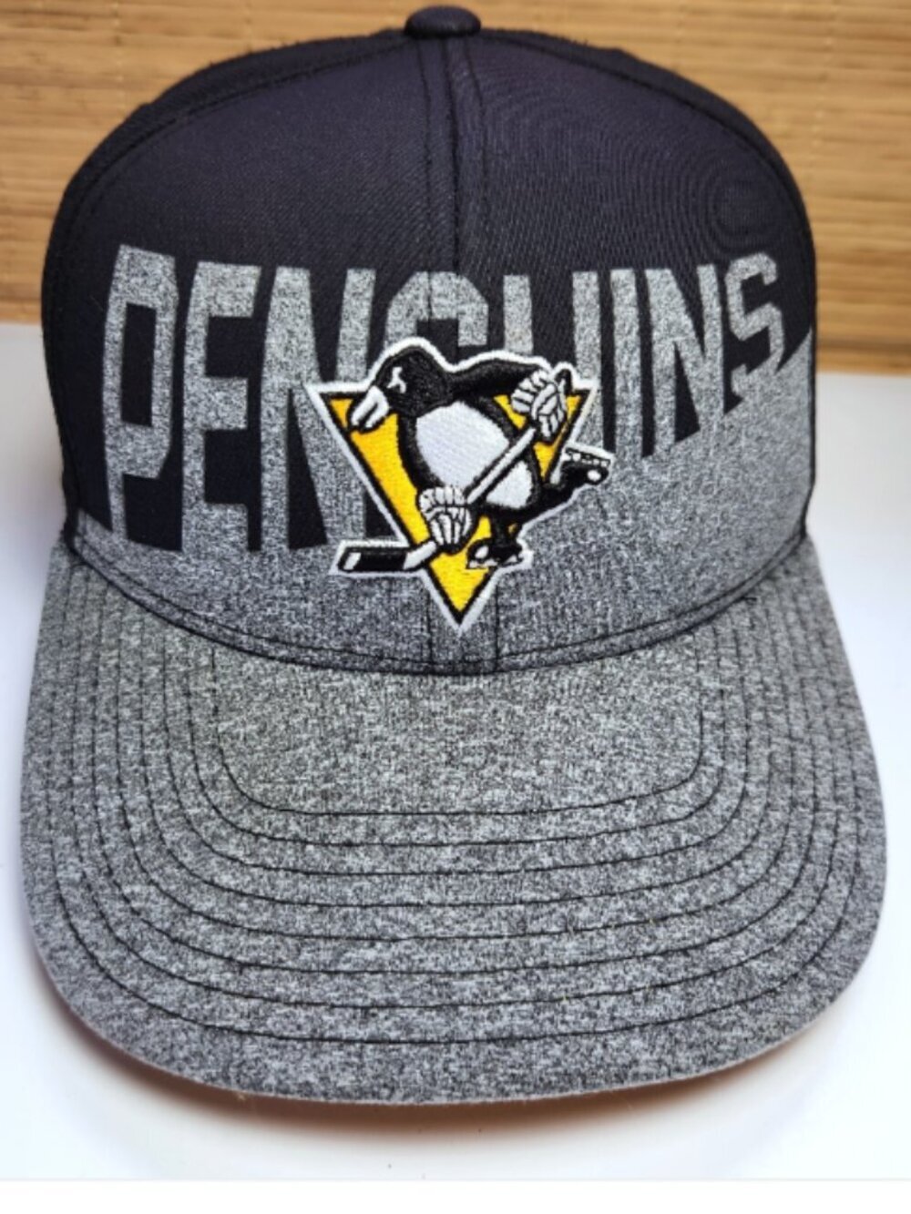 Pittsburgh Penguins Snapback NHL Hockey Hat Adidas Gray Yellow Underbrim Cap